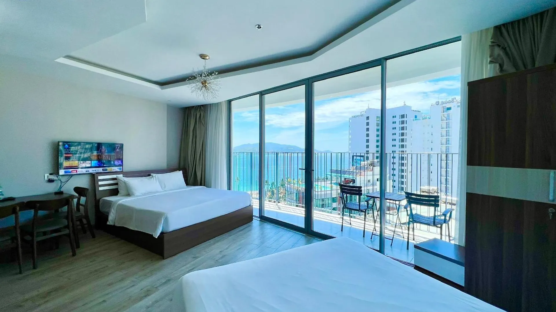 אפרטהוטל Panorama Nha Trang Emm 0*,
