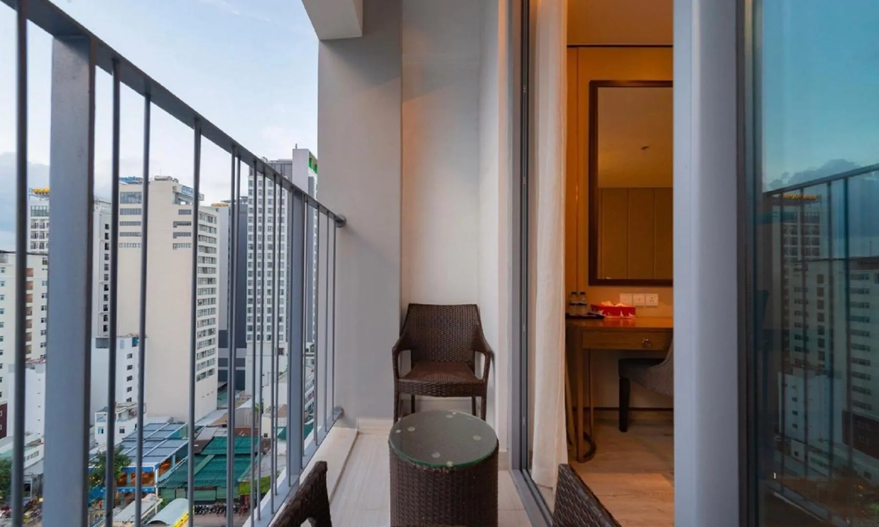 Aparthotel Panorama Nha Trang Emm